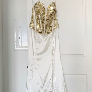 NWT - Terani Couture Ivory & Gold Gown